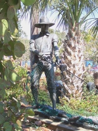 Cortez fishermen's memorial - Cindy Lane | Sun