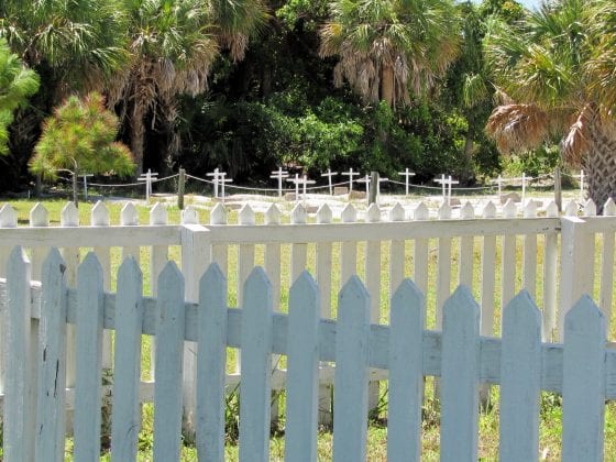Egmont Key cemetery - Cindy Lane | Sun