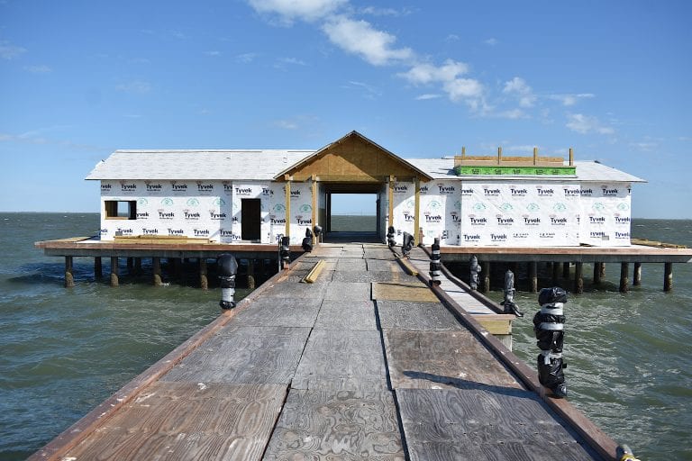 Pier tenant submits final lease offer