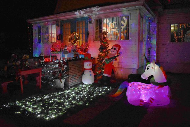 Bright Holiday Lights contest winners celebrated