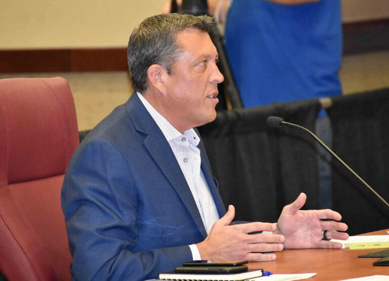 Kruse call log reveals private conversations between commissioners