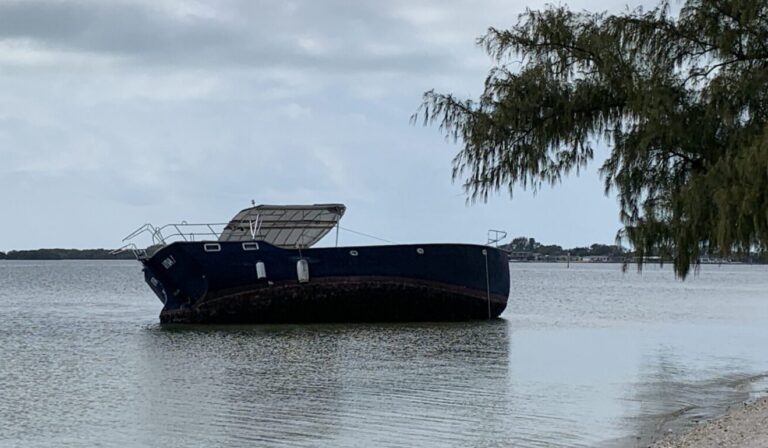 Beached boat to be removed from causeway