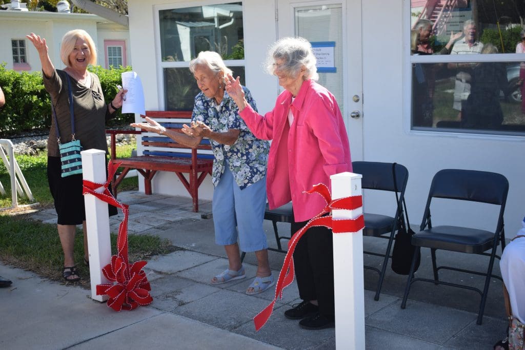 Thrift store reopens its doors AMI Sun