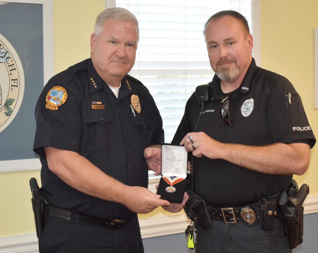 Bradenton Beach police officers receive medals