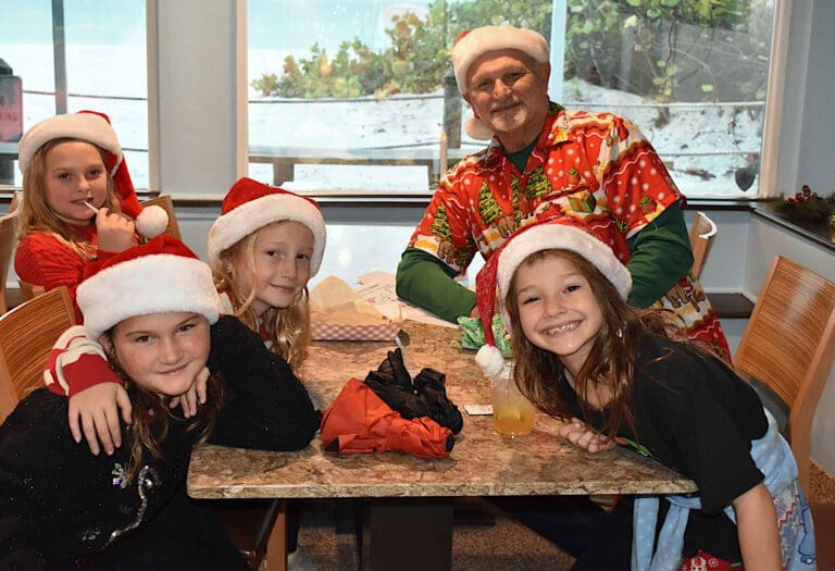 Moose Lodge hosts Christmas party