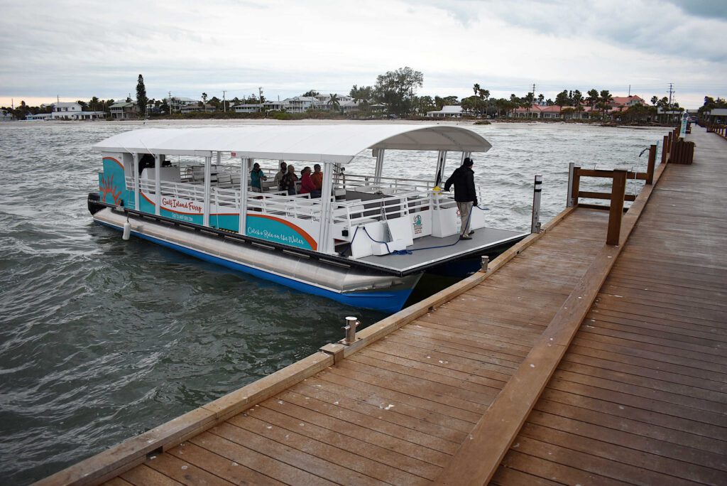 Gulf Islands Ferry service begins
