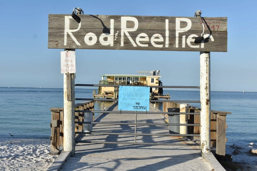 DeSantis: Restaurants, retail can open; vacation rentals cannot