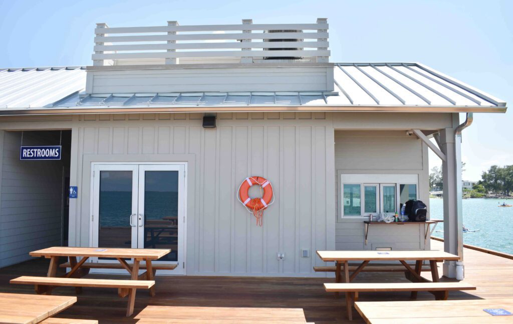Four bids received for City Pier grill and bait shop