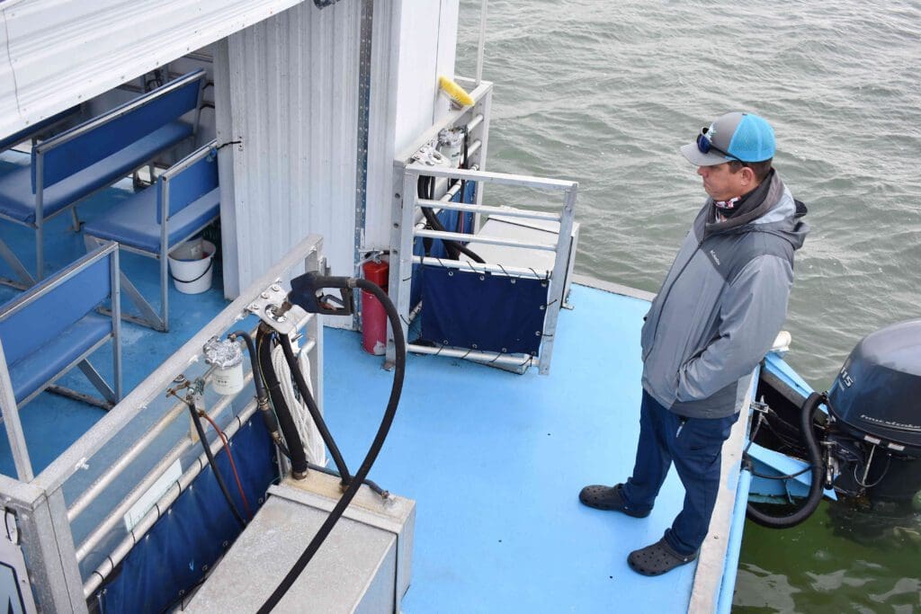 Tour boat refueling operations debated