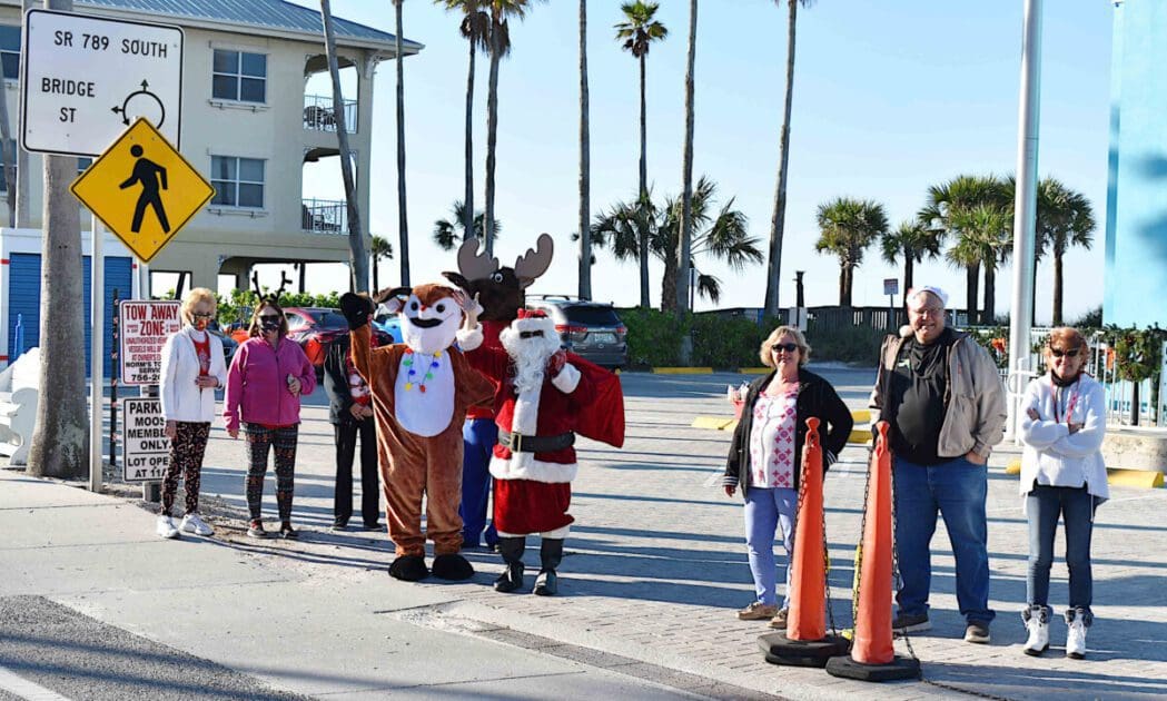 Moose lodge hosts drive-thru Christmas party