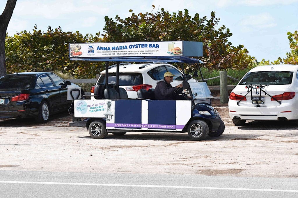 News banners help promote Old Town Tram