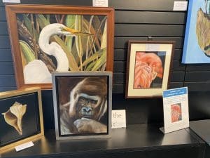 Island Gallery West’s new featured artist inspired by wildlife BY JASON SCHAFFER