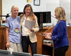 City recognizes outstanding community service