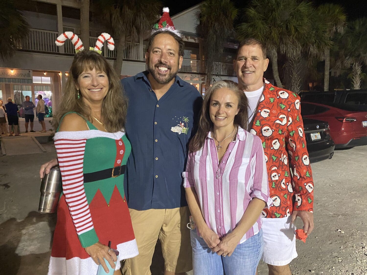 Holiday Walk of Treasures packs Pine Avenue