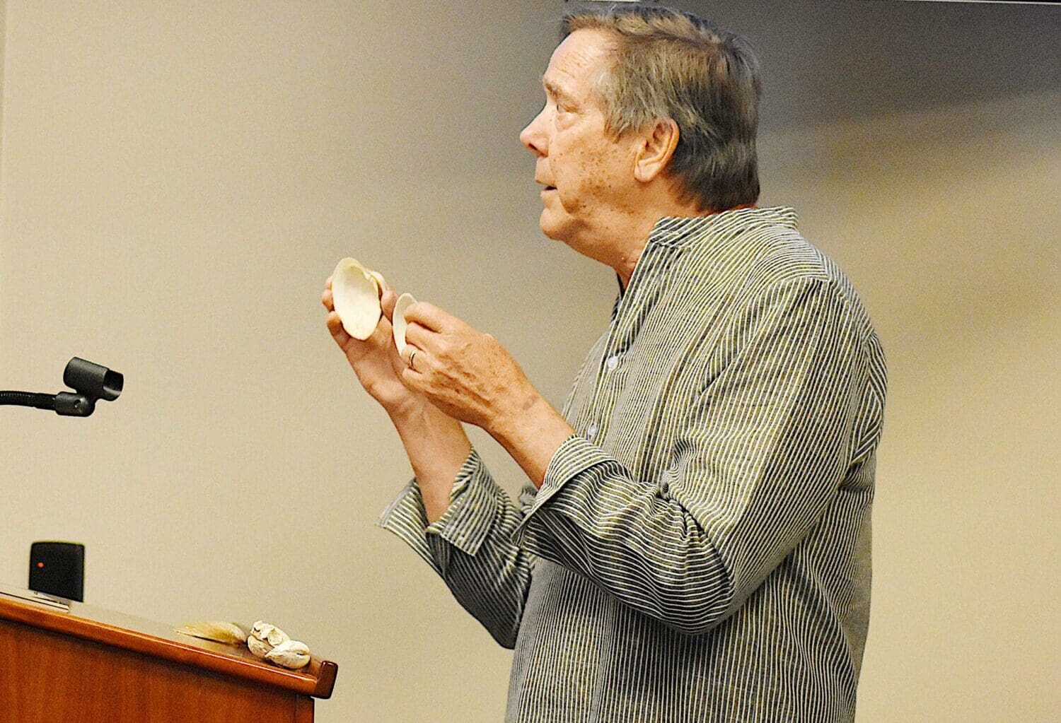 Proposed clam restoration project withdrawn