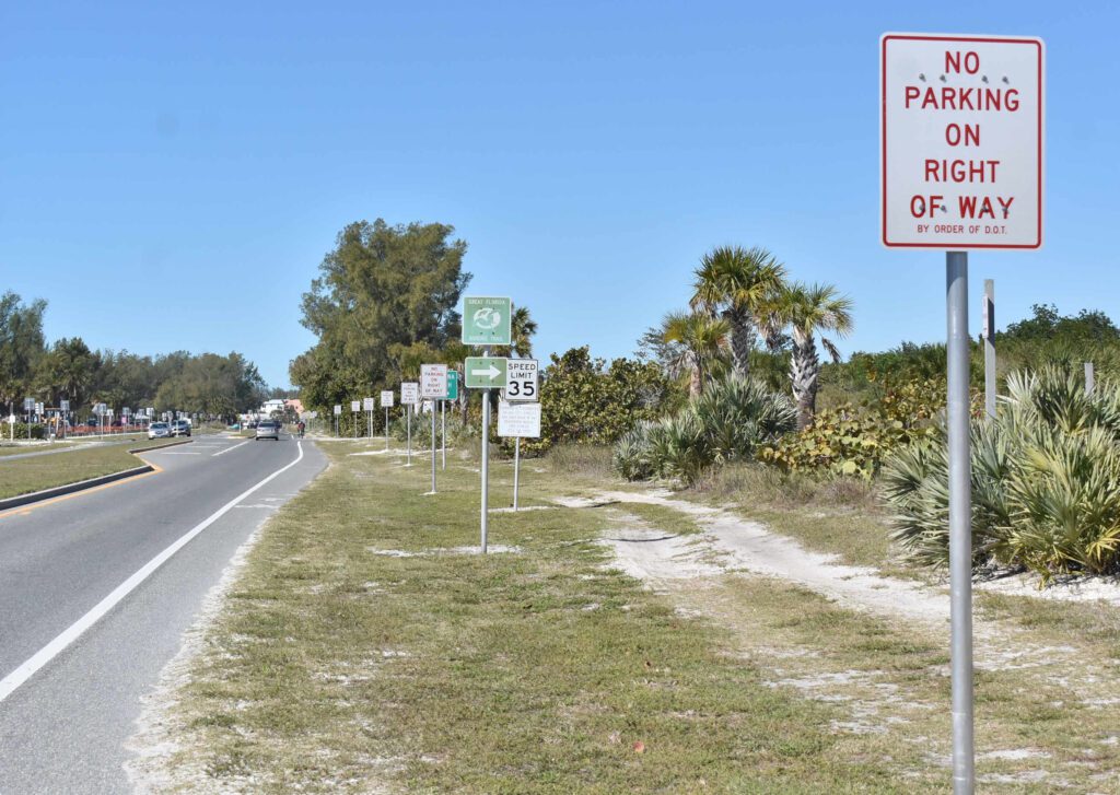 Coquina Beach ‘no parking’ signs discussed