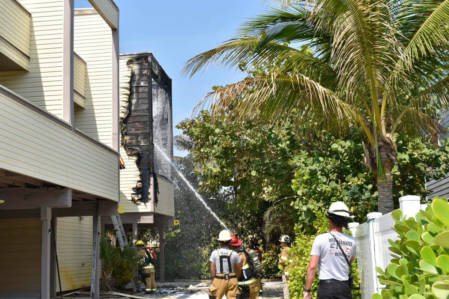 Multiple departments fight Bradenton Beach fire