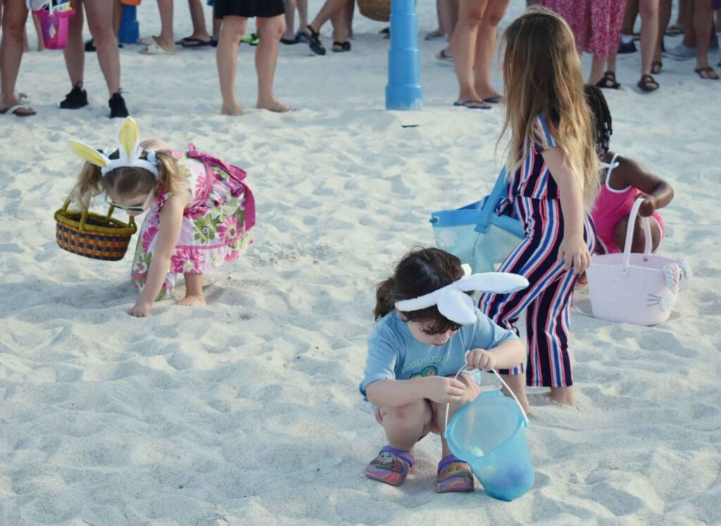 AMI Moose Lodge hosts Easter egg hunt