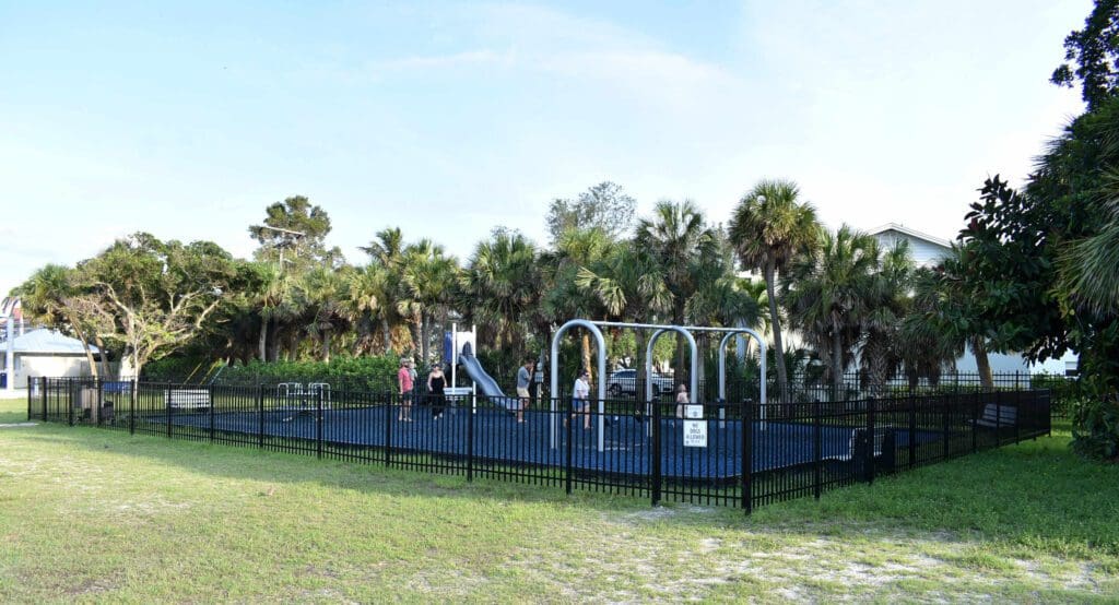 Incentives proposed for permanent Anna Maria residents