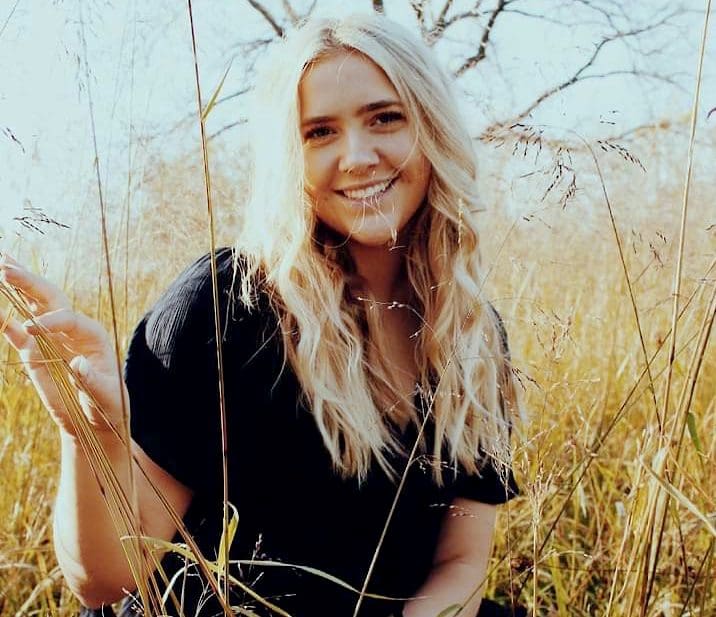 Painted rock honors young Iowa woman