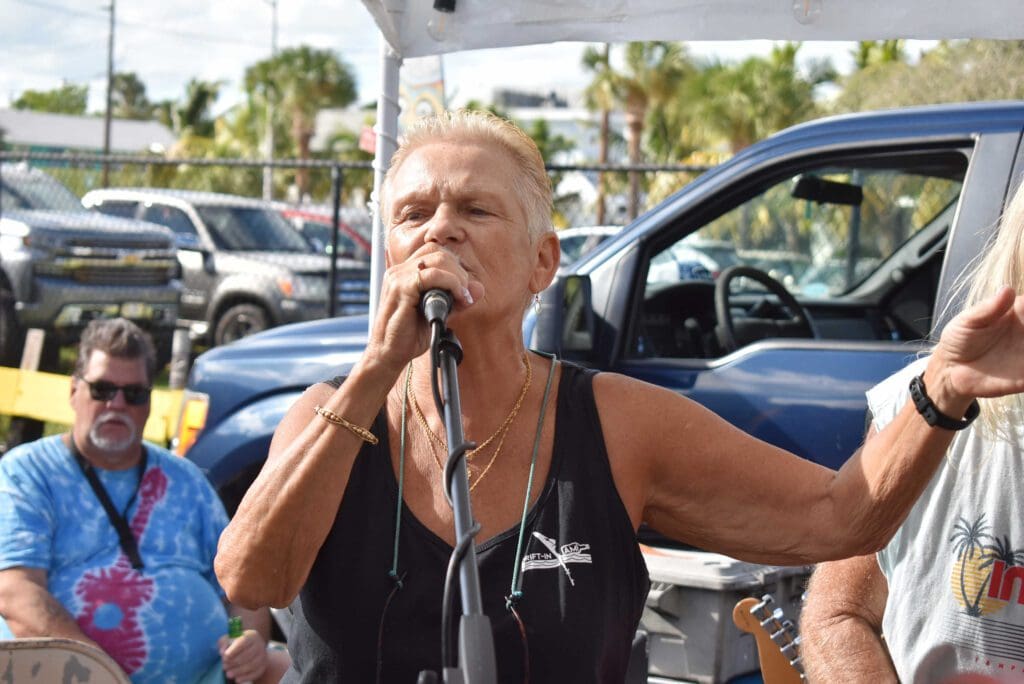 Community rallies to assist local musician