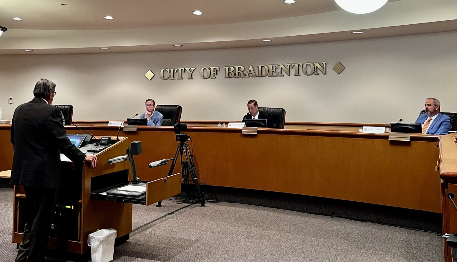 Lawmakers go silent on consolidation