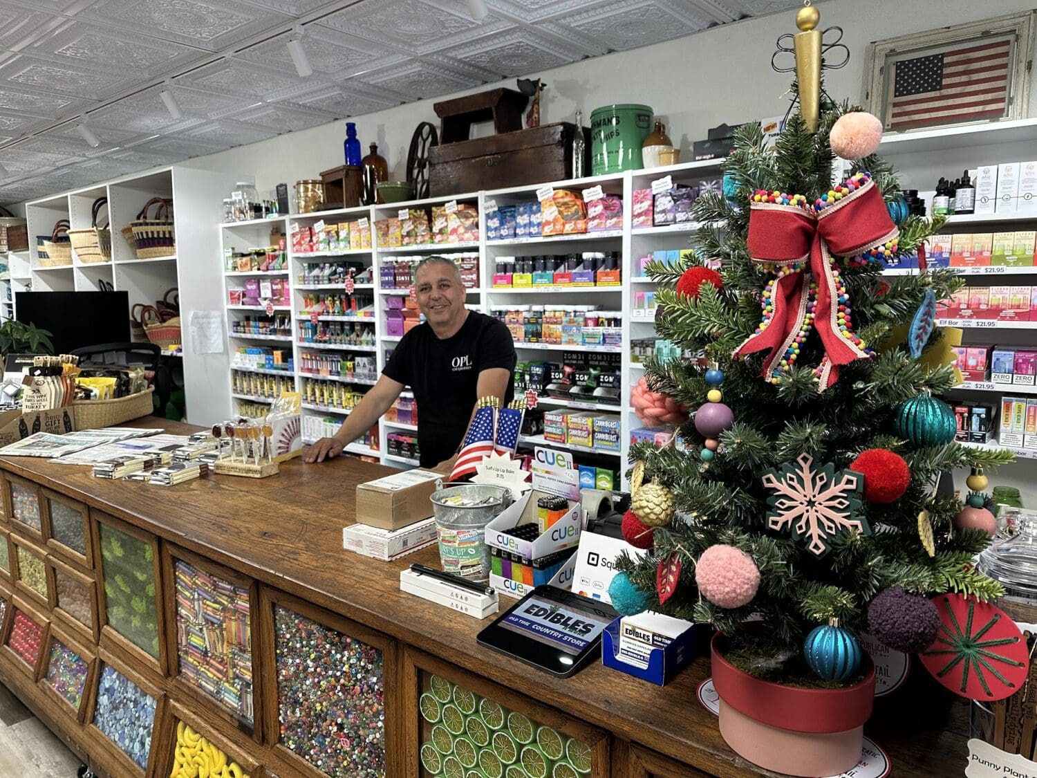 Unique country store opens