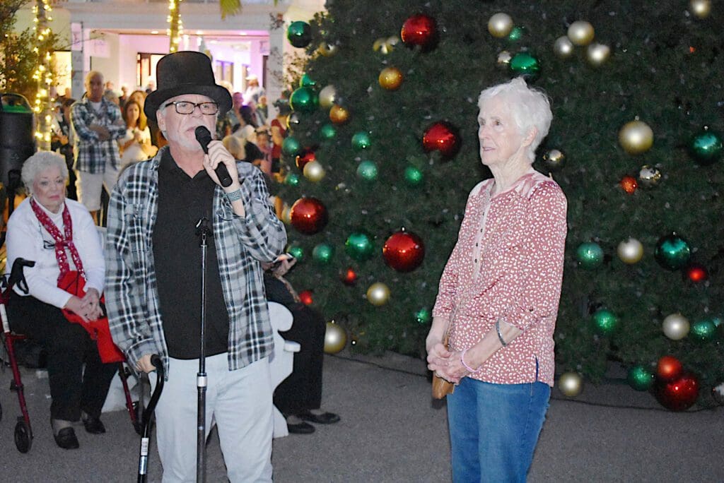 Christmas tree lights up Bridge Street