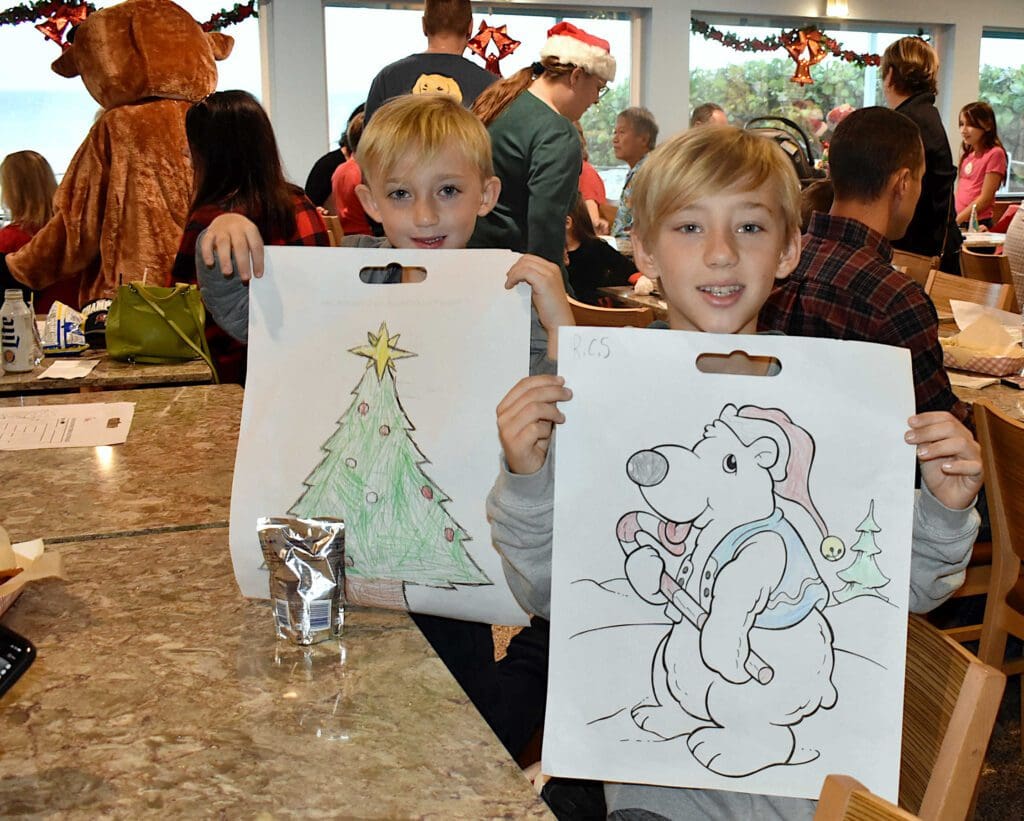 Moose Lodge hosts Christmas party