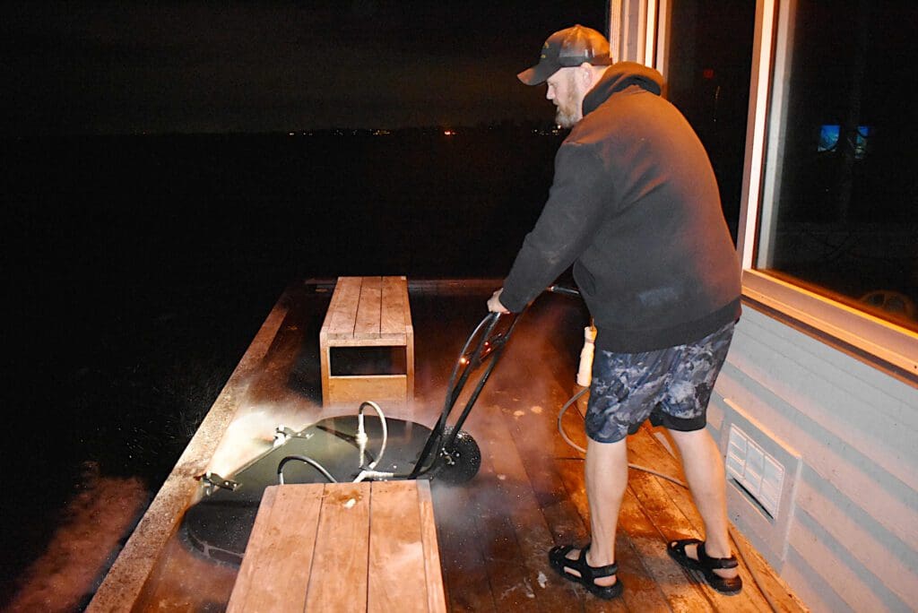 G.I. Bins keeps City Pier clean