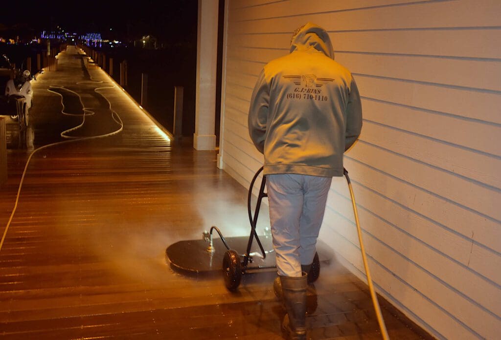 G.I. Bins keeps City Pier clean