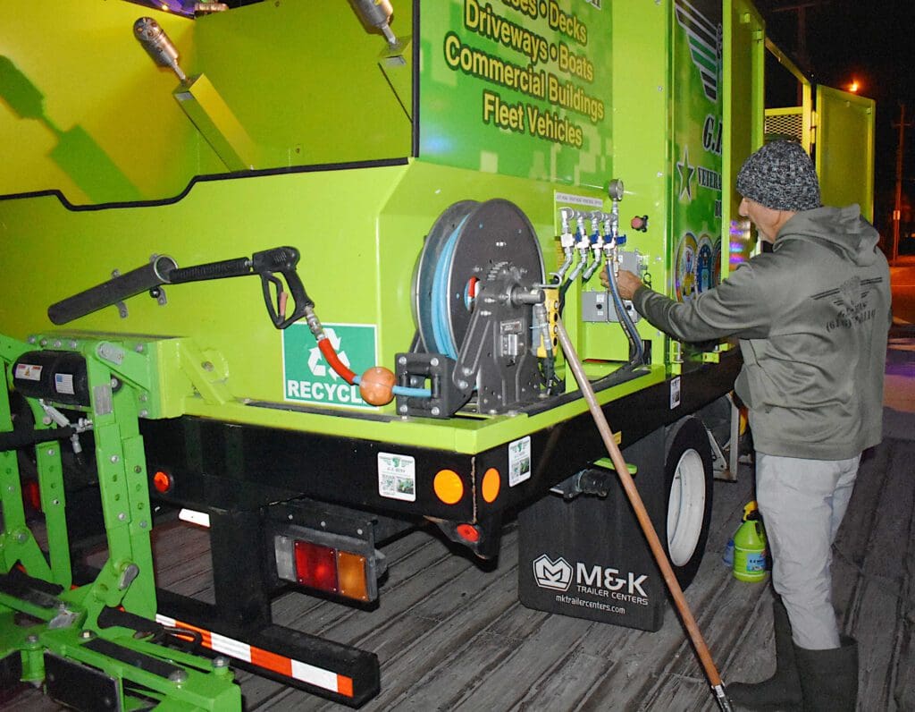 G.I. Bins keeps City Pier clean