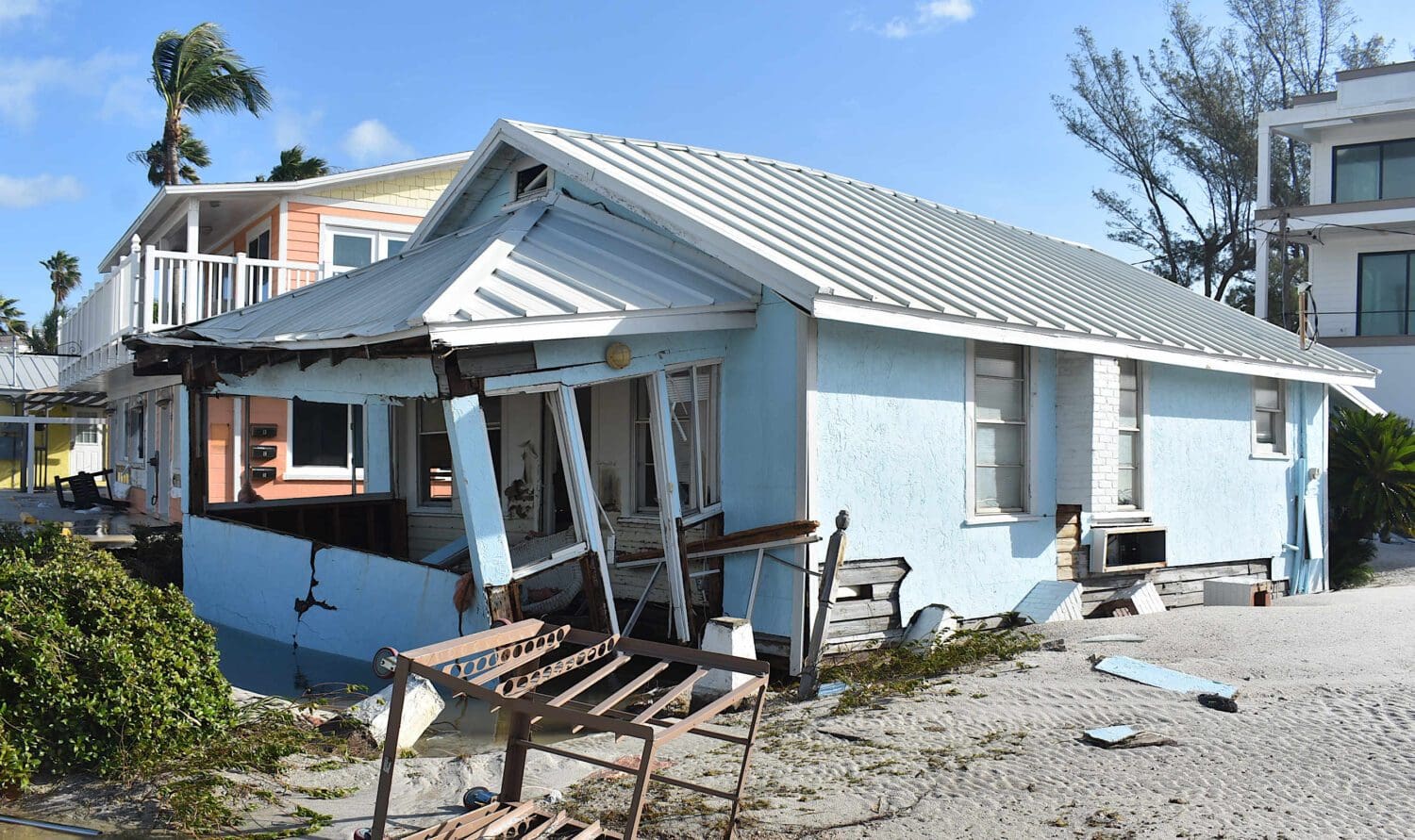 Hurricane recovery underway on Anna Maria Island