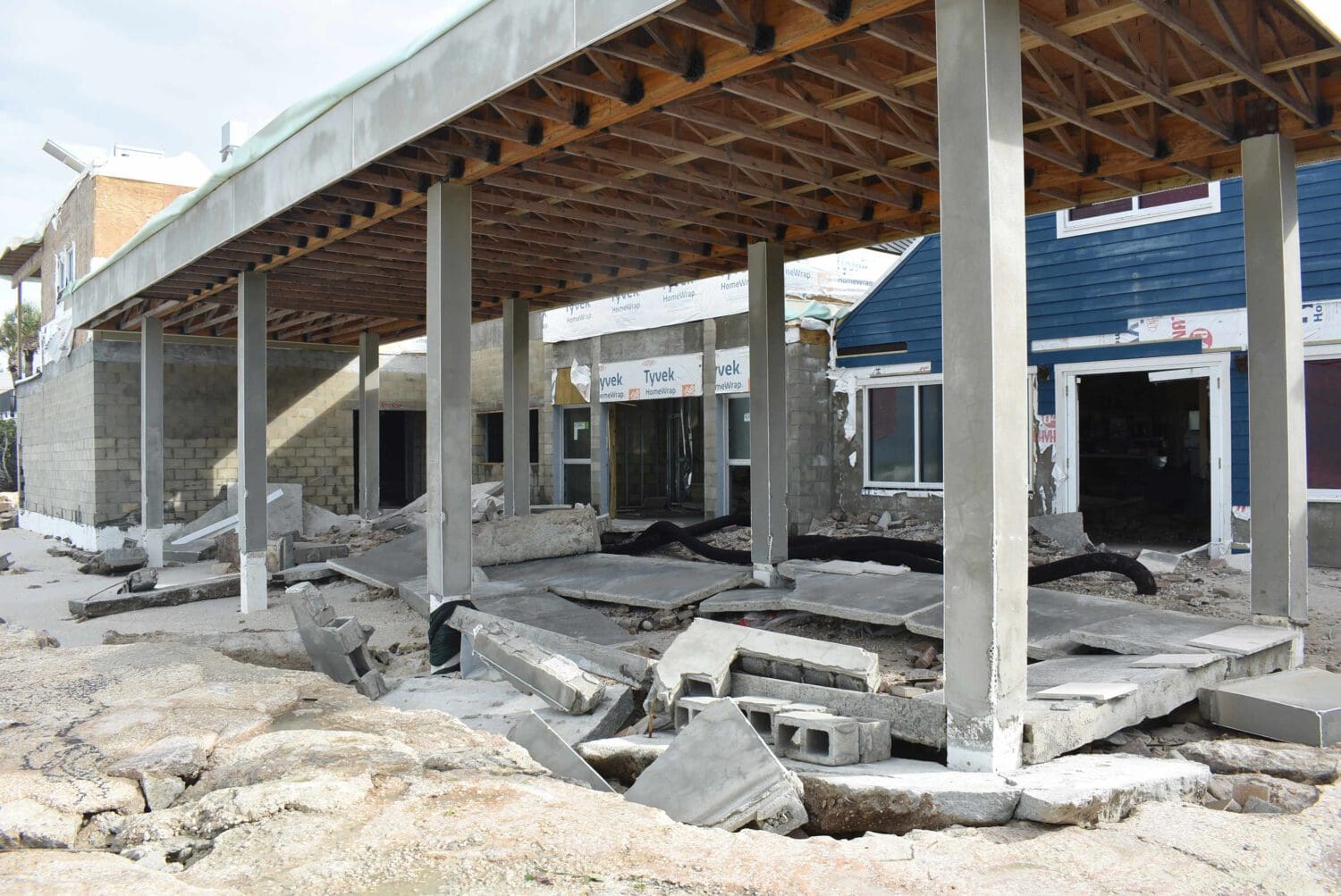 Hurricane recovery underway on Anna Maria Island